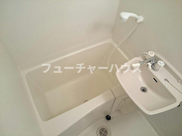 ヴェルソー・Ｍの浴室|ゆったり過ごせるお風呂です