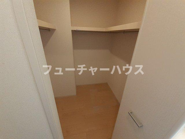 メゾンエレガンⅡの収納|小物を収納するのに便利です