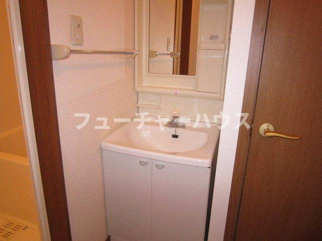 ガーデンロイヤルＡの洗面所