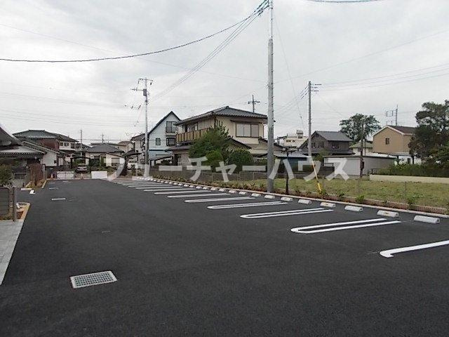 シャルマン若宮　Ｓの駐車場