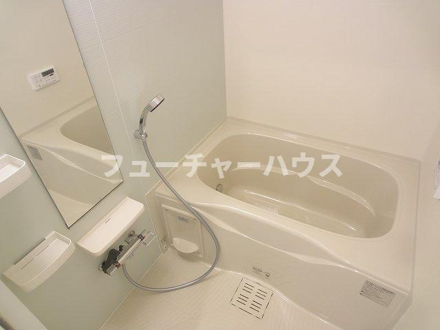 アイリスブルーム　Ｄの浴室