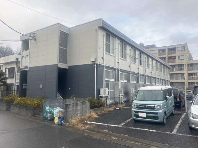 レオパレスルシータ２１の外観