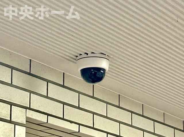 ハイラーク大島の防犯設備|【防犯カメラ】何かあった時の大事な証拠になることももちろんなりますが、防犯というくらいですので大事なのは防犯カメラがあることによって抑止力につながることですよね。