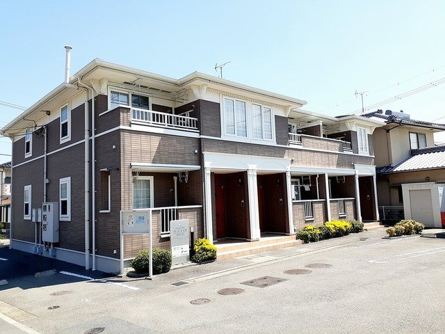 クレメントヒル久万ノ台の外観