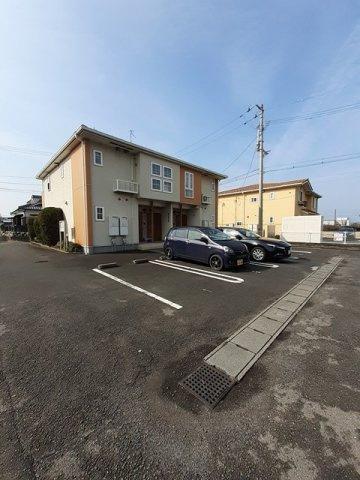 アルク　トルースＡの駐車場