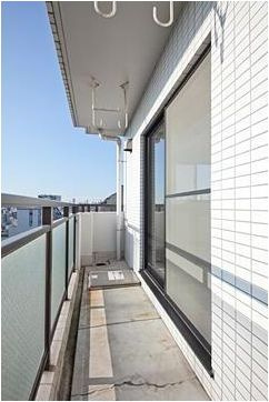 陽光ハイツ北上野のバルコニー