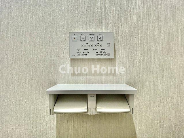 ライオンズプラザ北綾瀬の内装|【ウォシュレット】清潔に使いたいお手洗いには最適な設備です。もちろんウォームレットも標準装備です。