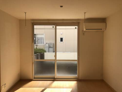 タウン表参道 Ａ棟の居間・リビング