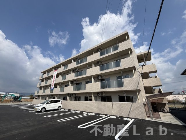 ソルーナ松橋の外観