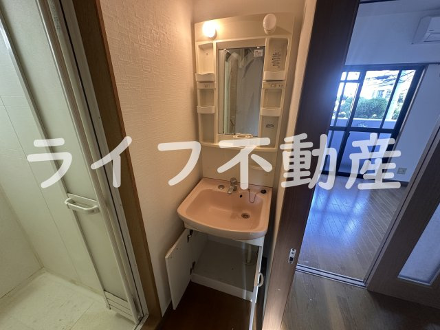 Perle charmanteの独立洗面台|独立洗面台です