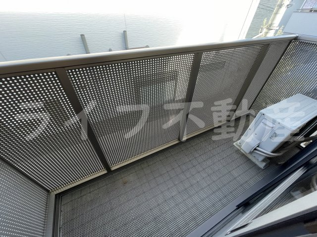 メゾンシャロームAのバルコニー|落ち着いた時間を過ごせるバルコニーです