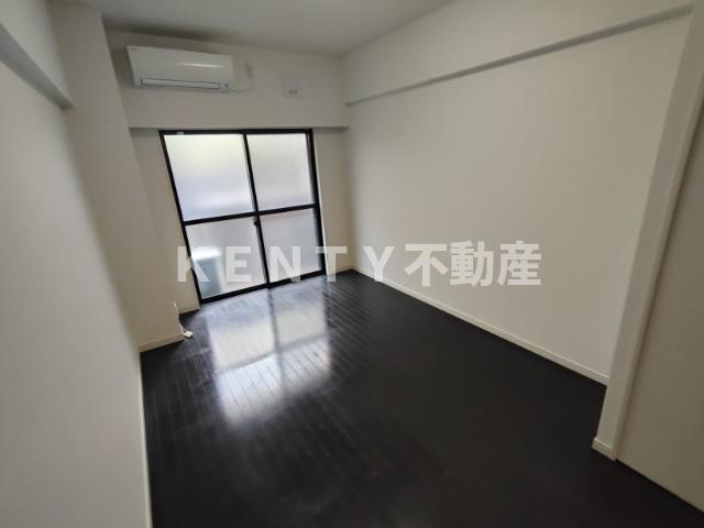【居間・リビング】 | レジディア多摩川 | こちらの居間で趣味の時間をお楽しみください