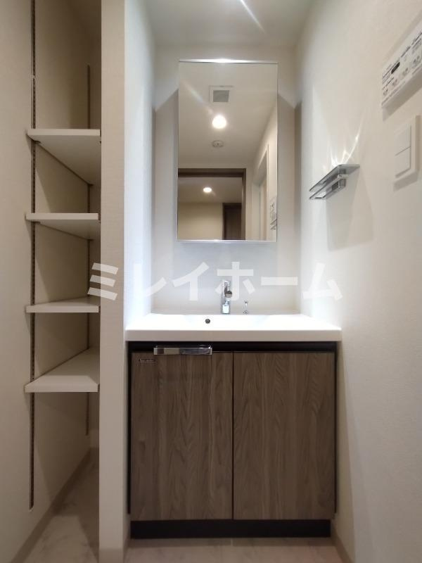 クレイシアIDZ中馬込の独立洗面台|同建物内、別のお部屋の参考写真になります。