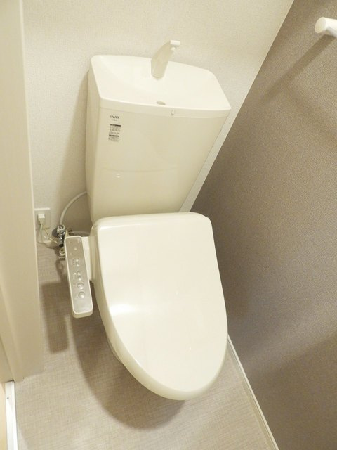 広島市安佐南区川内６丁目のアパートのトイレ