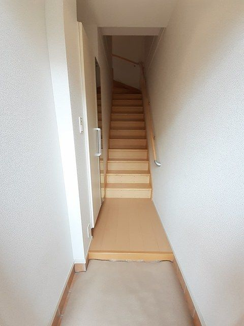ノーブル　Ｋ・Ｍの玄関