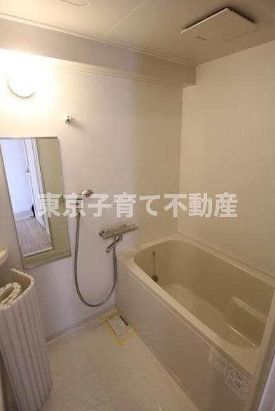 アソシエール護国寺の浴室