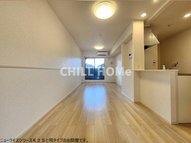 クレストコートの居間・リビング|当社、チルホームのHPもご覧ください(^^)/物件情報多数♪
