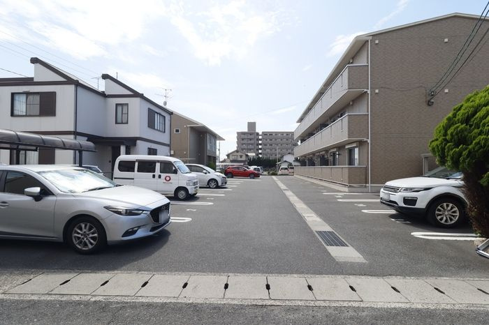 ミア　カーサ　A棟の駐車場
