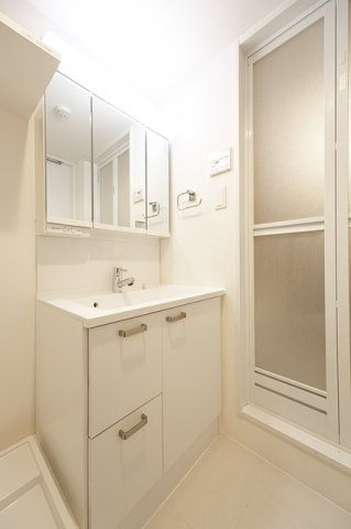 ＬＡＰｉＳ武蔵小山の洗面所|※写真は同タイプ住戸です。