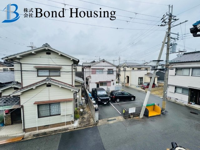 江井島駅徒歩8分　大久保町西島　中古戸建の前面道路含む現地写真