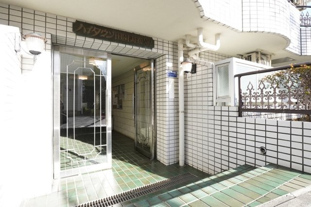 ハイタウン田園調布第２のエントランス|建物の内部です