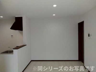 【居間・リビング】 | リタリッチ野芥　★プライスホームなら仲介手数料が割引価格です！★