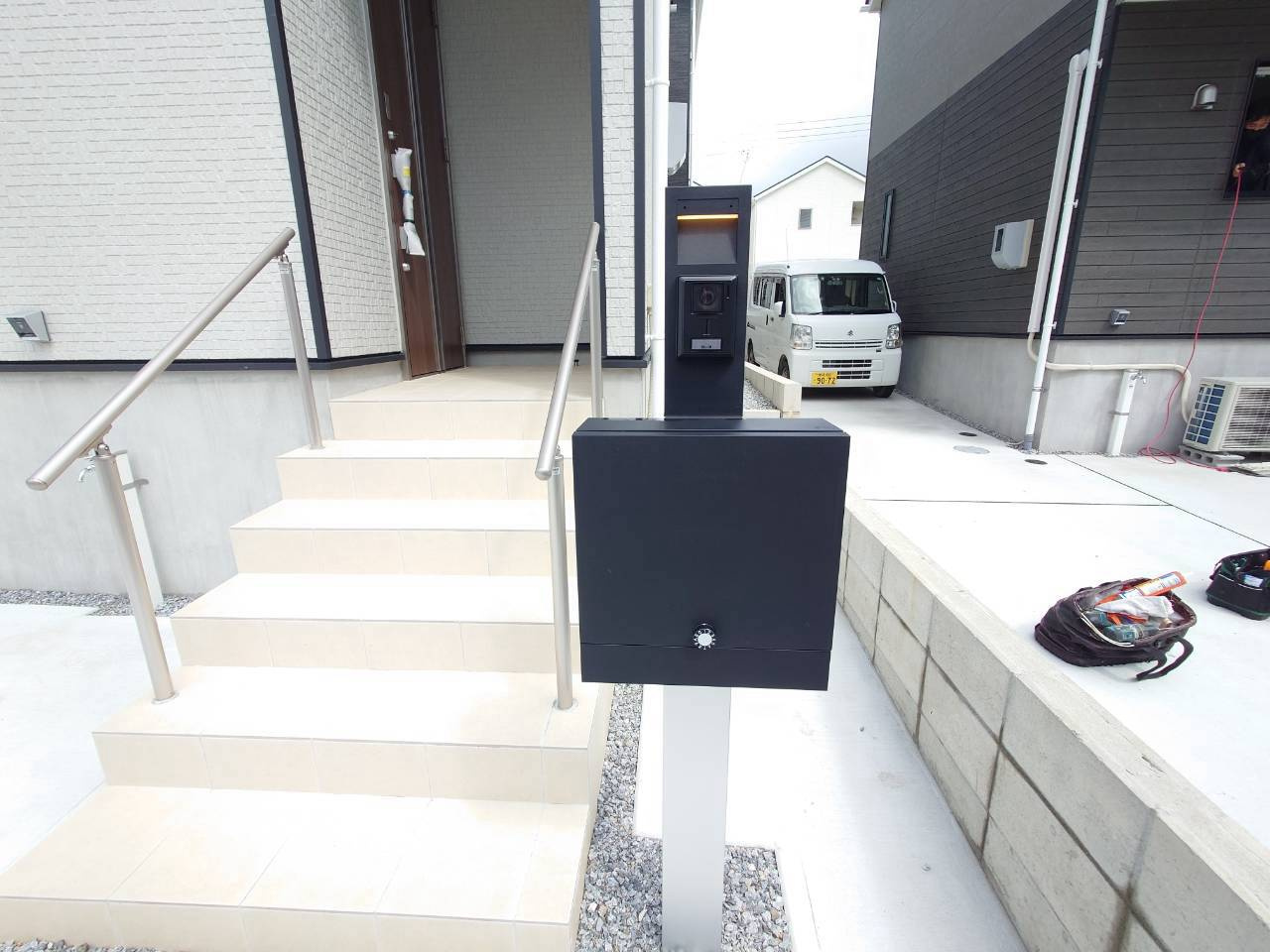 ♥♥沖縄市胡屋－9号棟（全13棟）の玄関|【※参考画像※】