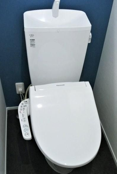 エマーブル青山台のトイレ|落ち着いたトイレです