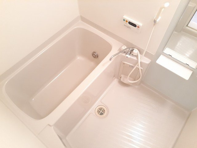 エレンシア　Ｂの浴室