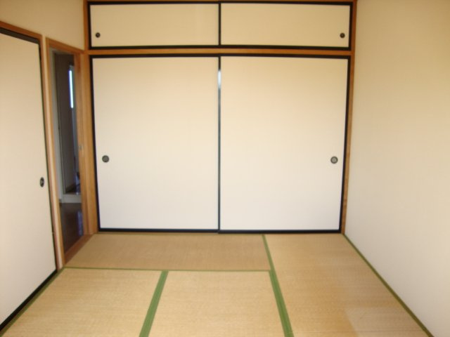 シャトレーンＫＴのその他|洗濯機置場