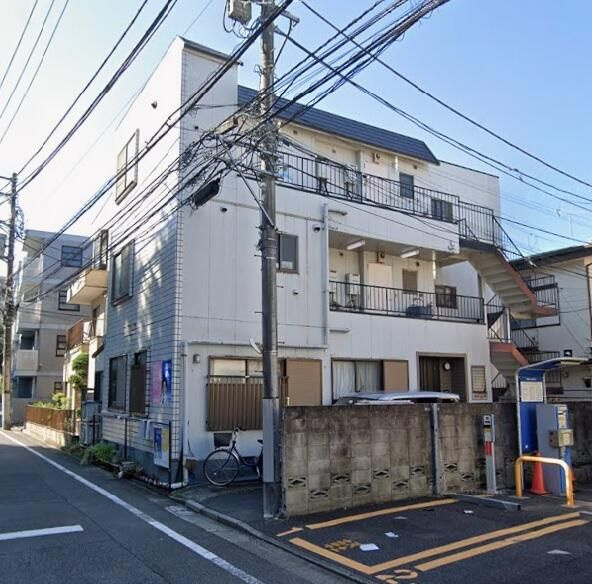 フラワーハイツの外観