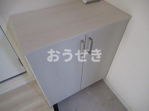 横浜ユニハイムの玄関