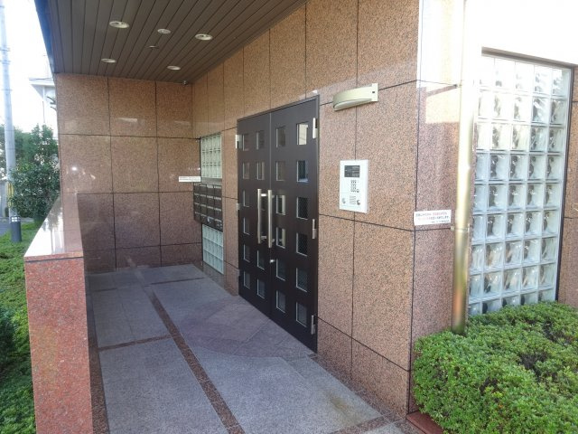エクサス２１のエントランス
