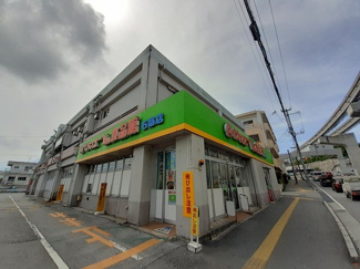 【周辺】 | グランドメゾン・幸（Ｄ） | サンエーⅤ２１食品館石嶺店まで800m