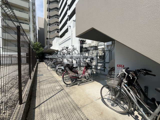 パークフラッツ江坂のその他共用部分|パークフラッツ江坂　駐輪場