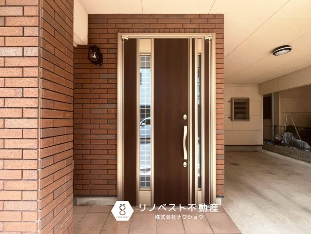 東大阪市吉田7丁目の玄関|【リノベスト不動産】テナント（事業用）物件のご紹介も可能です。事務所移転・新規開業等お気軽にご相談ください♪
