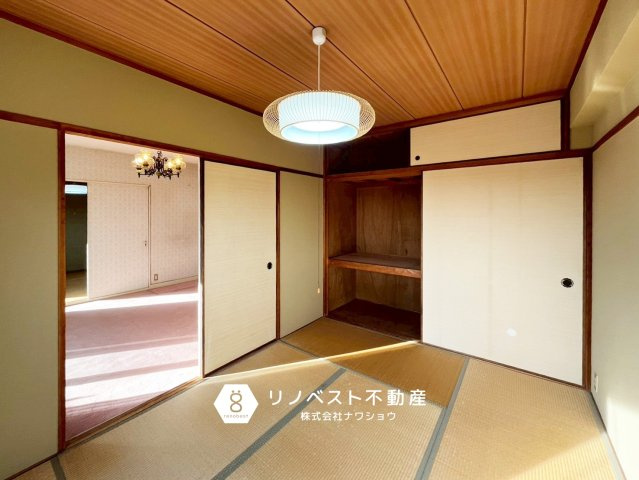 ハイタウン石切E棟の和室|約6帖の洋室。
大容量の押入れ完備◎南西バルコニーからの陽当たり良好◎