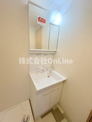 F+style東大阪吉松の独立洗面台
