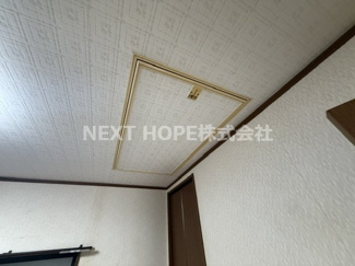 【収納】 | 尼崎市栗山町１丁目中古戸建 | ３階洋室４帖の上部には屋根裏収納もございます！！