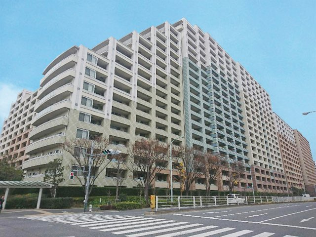 グランエスタセンター棟の外観