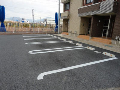 【駐車場】 | ハイ　アヴェニールⅠ