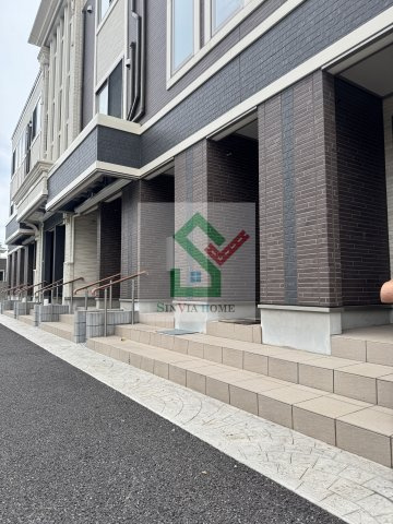 アドヴァンスネオのエントランス