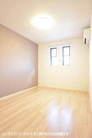 ＤＫ　ＳＥＬＥＣＴ　ラフィネⅥの居間・リビング
