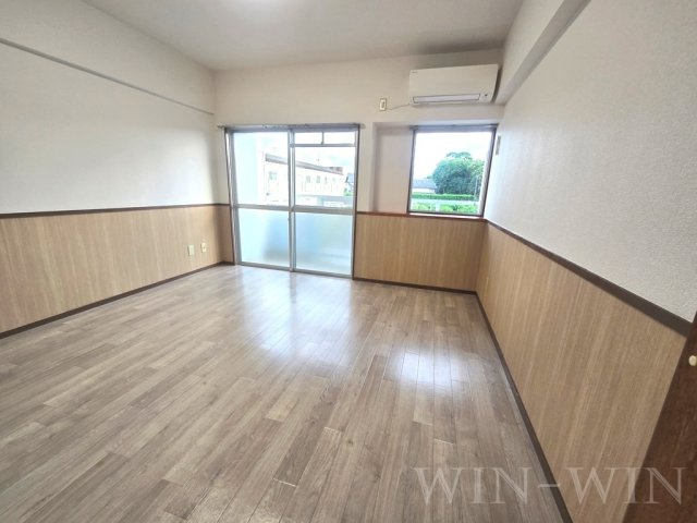 ライフコートの居間・リビング|イメージ（同建物内別部屋の写真です）