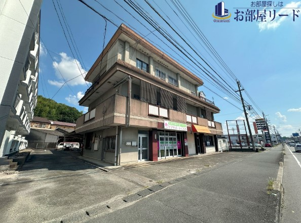 川上店舗の外観