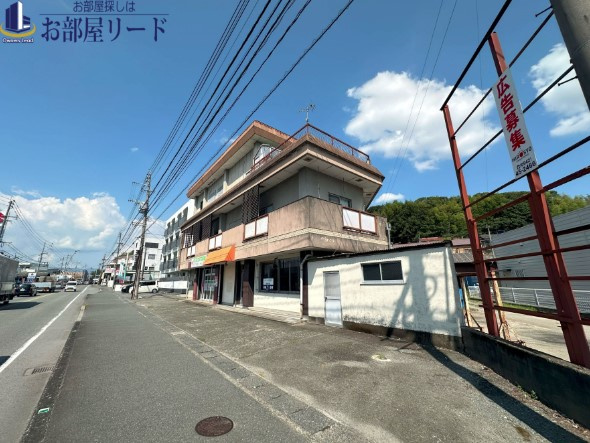 川上店舗の外観