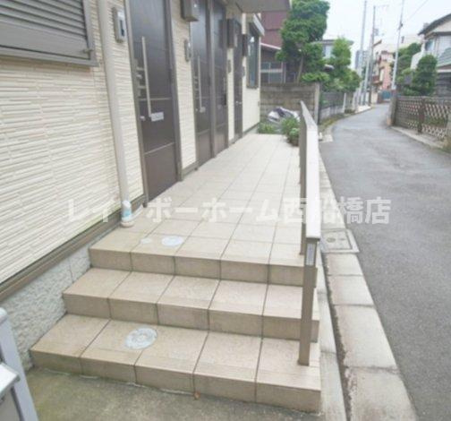 メゾンTORAのエントランス