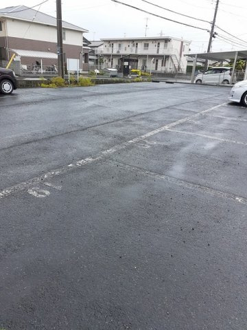 ネオス　ソイルの駐車場|カースペースがあります