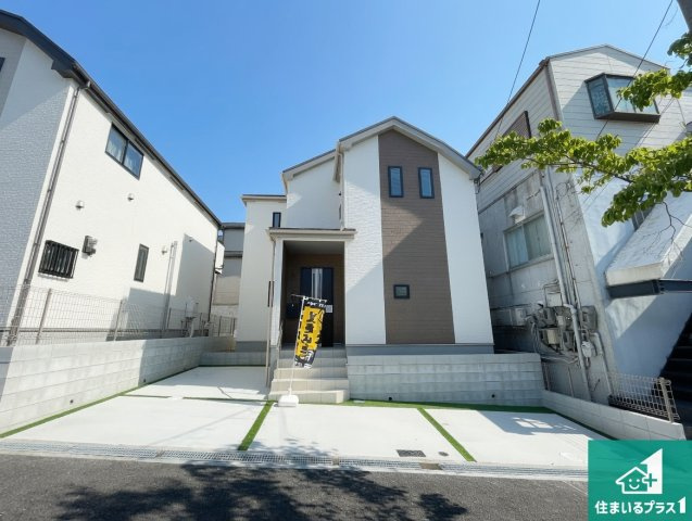 神戸市北区南五葉　新築一戸建ての駐車場|駐車スペース！散水栓があるので、こまめに愛車を洗えます！