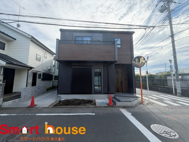 相模原市中央区高根２期１棟の外観|閑静な住宅街に堂々登場！ナチュラルで温かみのある木目調の内装も魅力です。土日祝日即日ご案内可能です♪